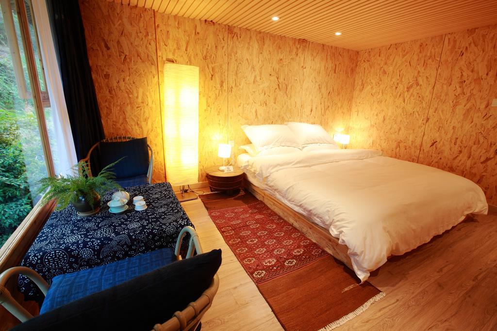 Tong Sang Art Hotel Liping Room photo