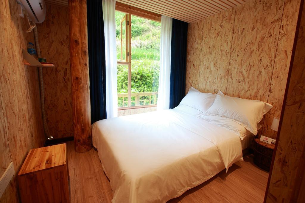 Tong Sang Art Hotel Liping Room photo