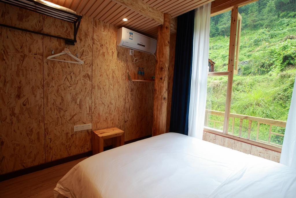 Tong Sang Art Hotel Liping Room photo