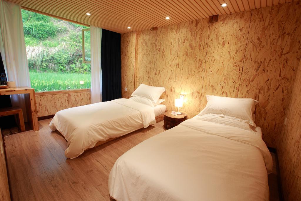 Tong Sang Art Hotel Liping Room photo