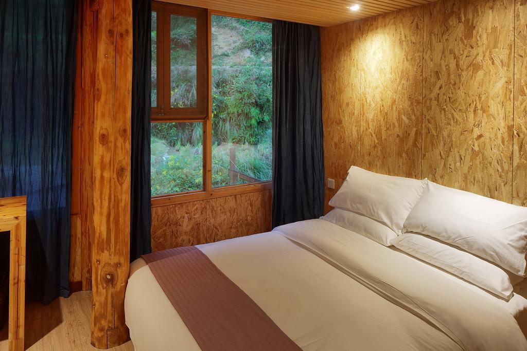 Tong Sang Art Hotel Liping Exterior photo