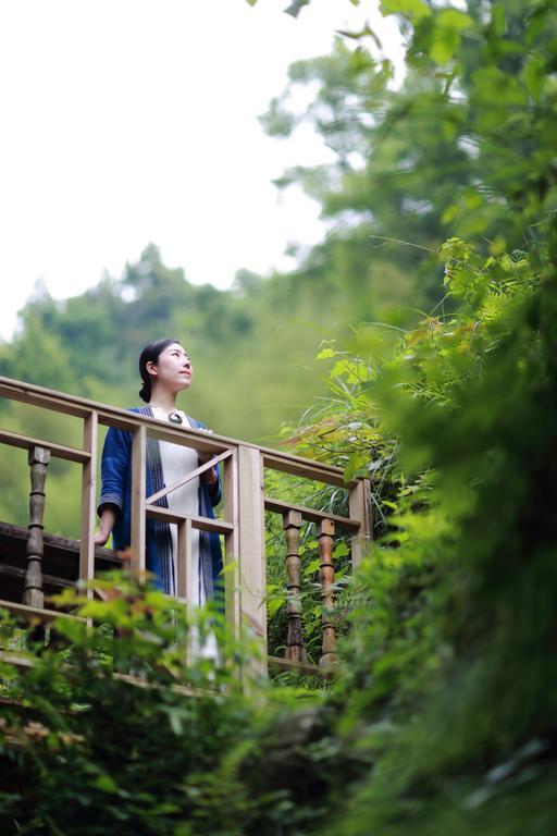 Tong Sang Art Hotel Liping Exterior photo